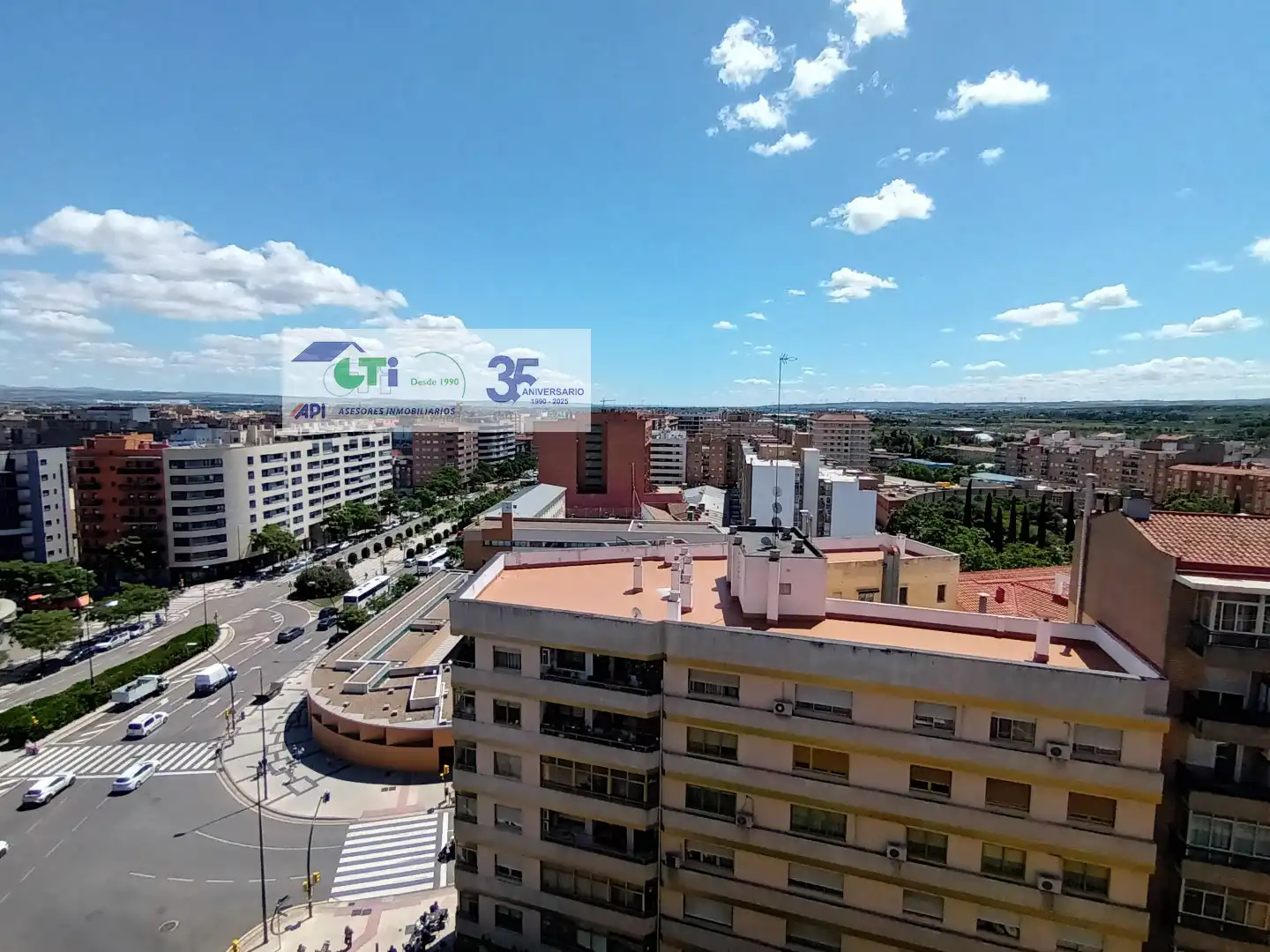 Vista exterior de Piso en venta en Zaragoza