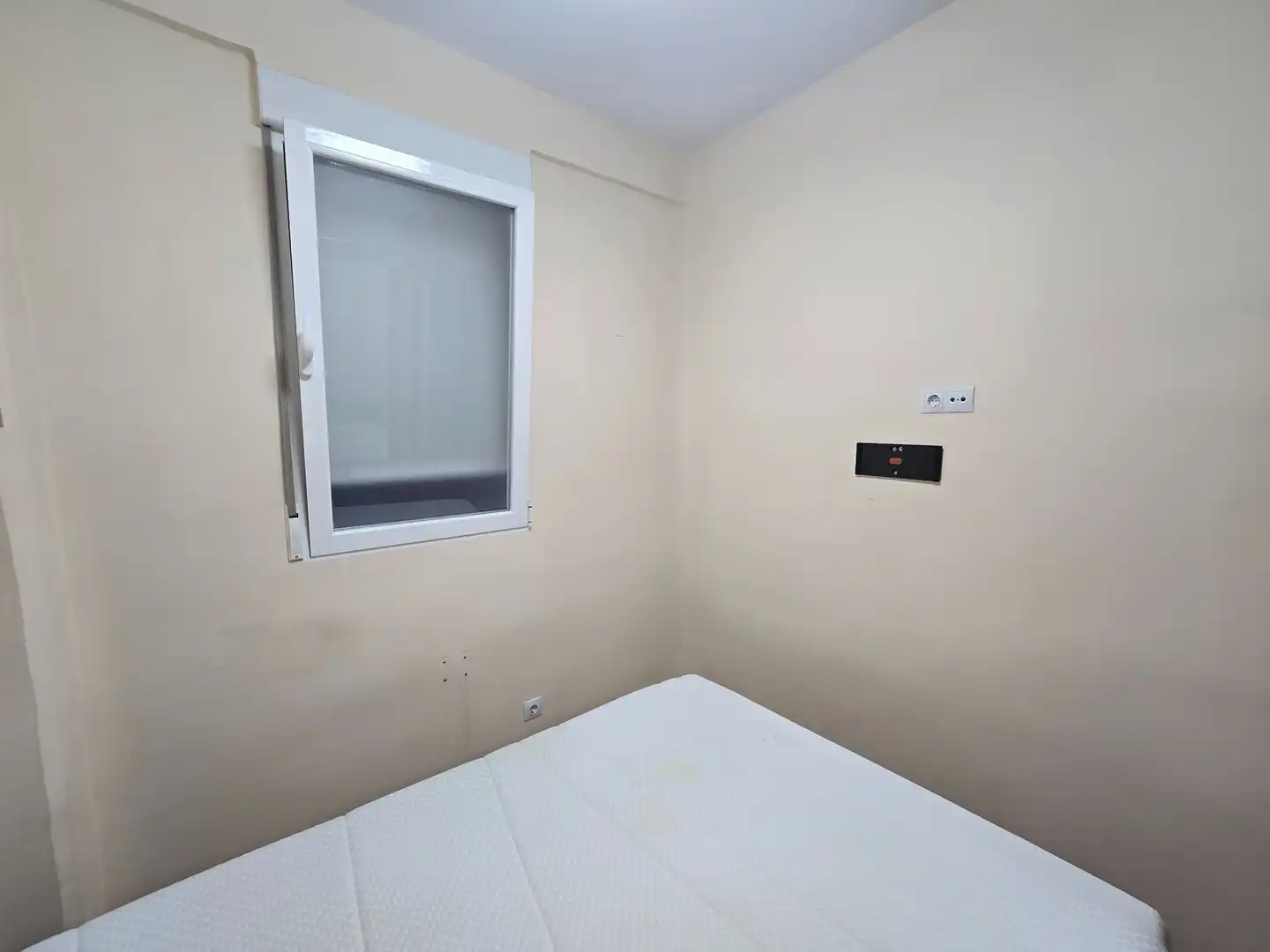 Habitación de Apartamento en venta en Madrid con Calefacción y Amueblado