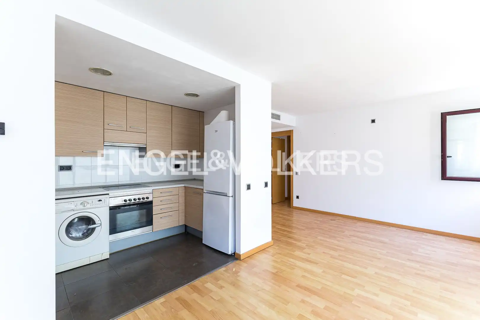 Vista exterior de Piso en venta en Barcelona con Aire acondicionado, Calefacción y Parquet