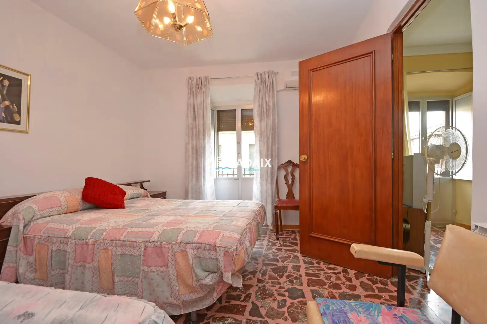 Dormitori de Casa adosada en venda en Aldea del Cano amb Calefacció, Terrassa i Traster