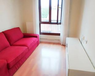 Bedroom of Flat to rent in Bilbao   with Heating, Terrace and Microwave