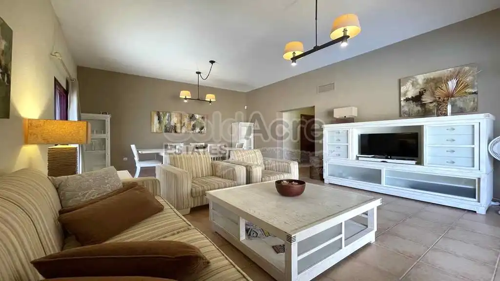 Sala d'estar de Casa o xalet en venda en La Oliva
