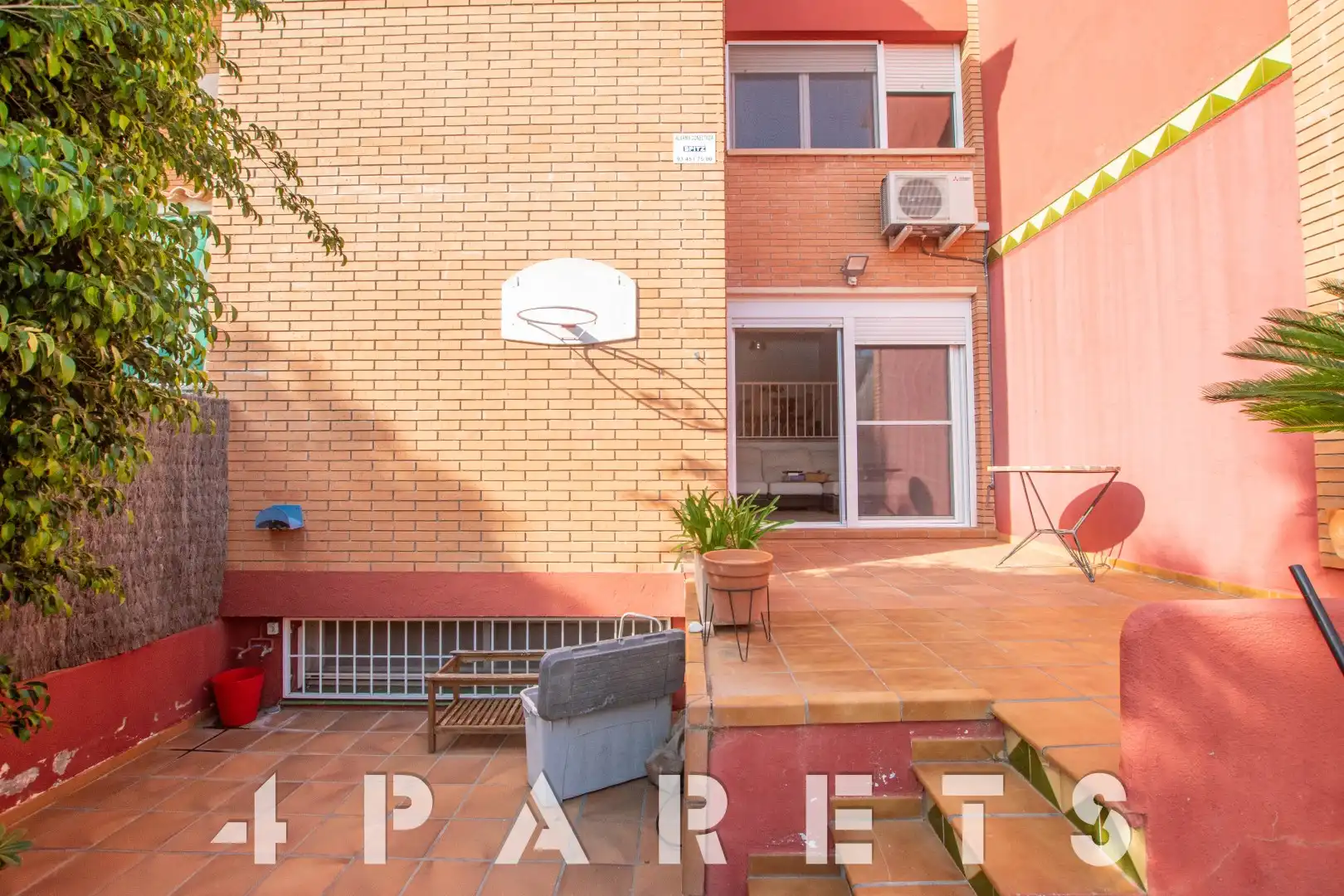 Vista exterior de Casa adosada de alquiler en Vilassar de Dalt con Aire acondicionado, Calefacción y Jardín privado