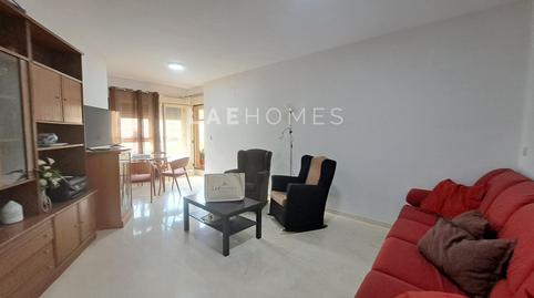 Foto 4 de Apartament en venda a Avenida Med Ricardo Ferre, Paus - Poligono San Blas, Alicante
