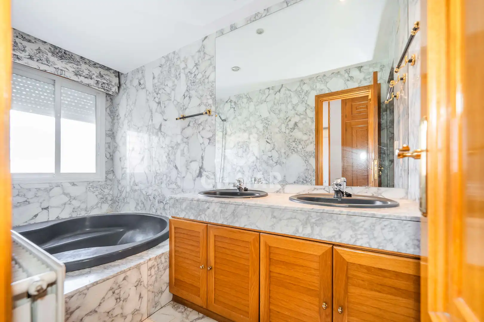 Bathroom of Detached homes for sale in Madrid  with Heating, Private garden and Swimming Pool