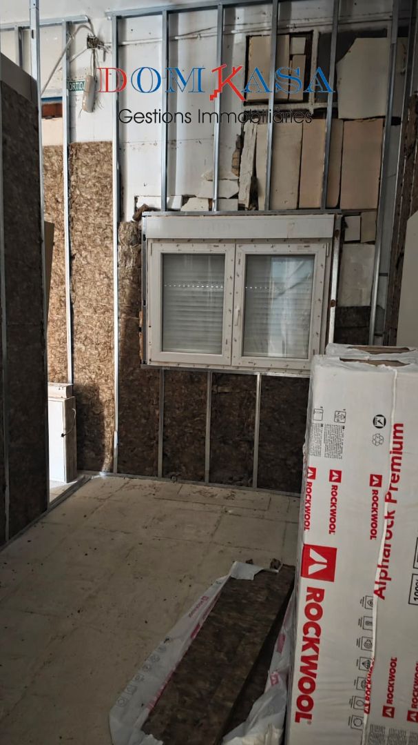 Local en venda a Temple