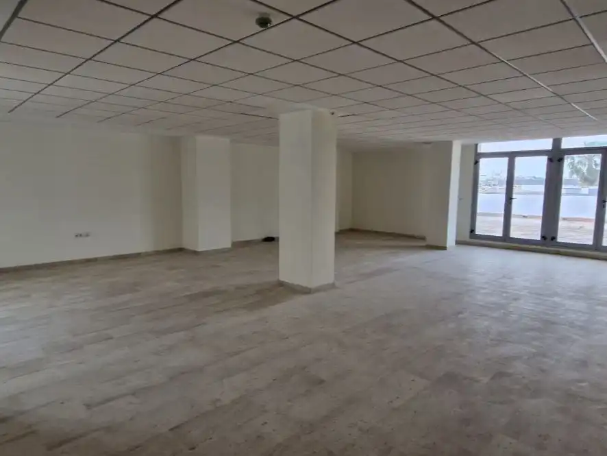 Büro zur Miete in Lepe mit Terrasse