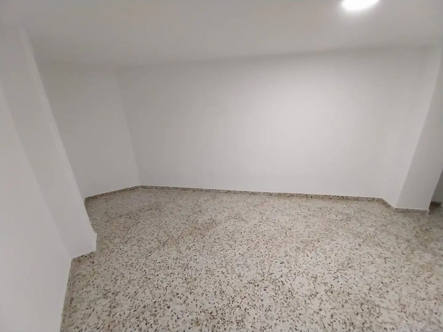 Storage room for sale in Jaén