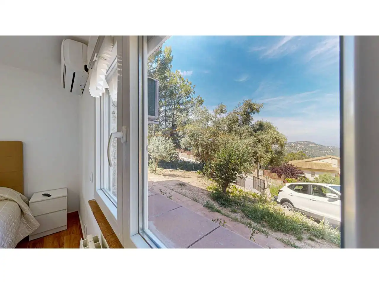 Dormitori de Casa o xalet en venda en Corbera de Llobregat amb Aire condicionat, Jardí privat i Terrassa