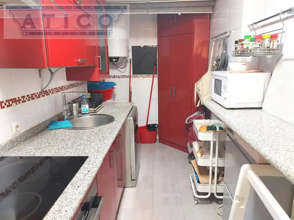 Cocina de Piso en venta en Sevilla con Aire acondicionado, Jardín privado y Piscina