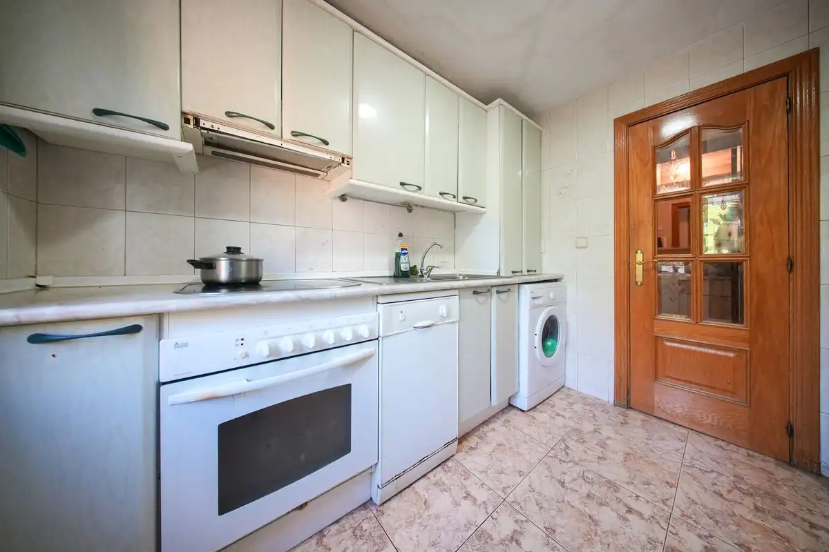 Cocina de Piso en venta en Madrid con Calefacción