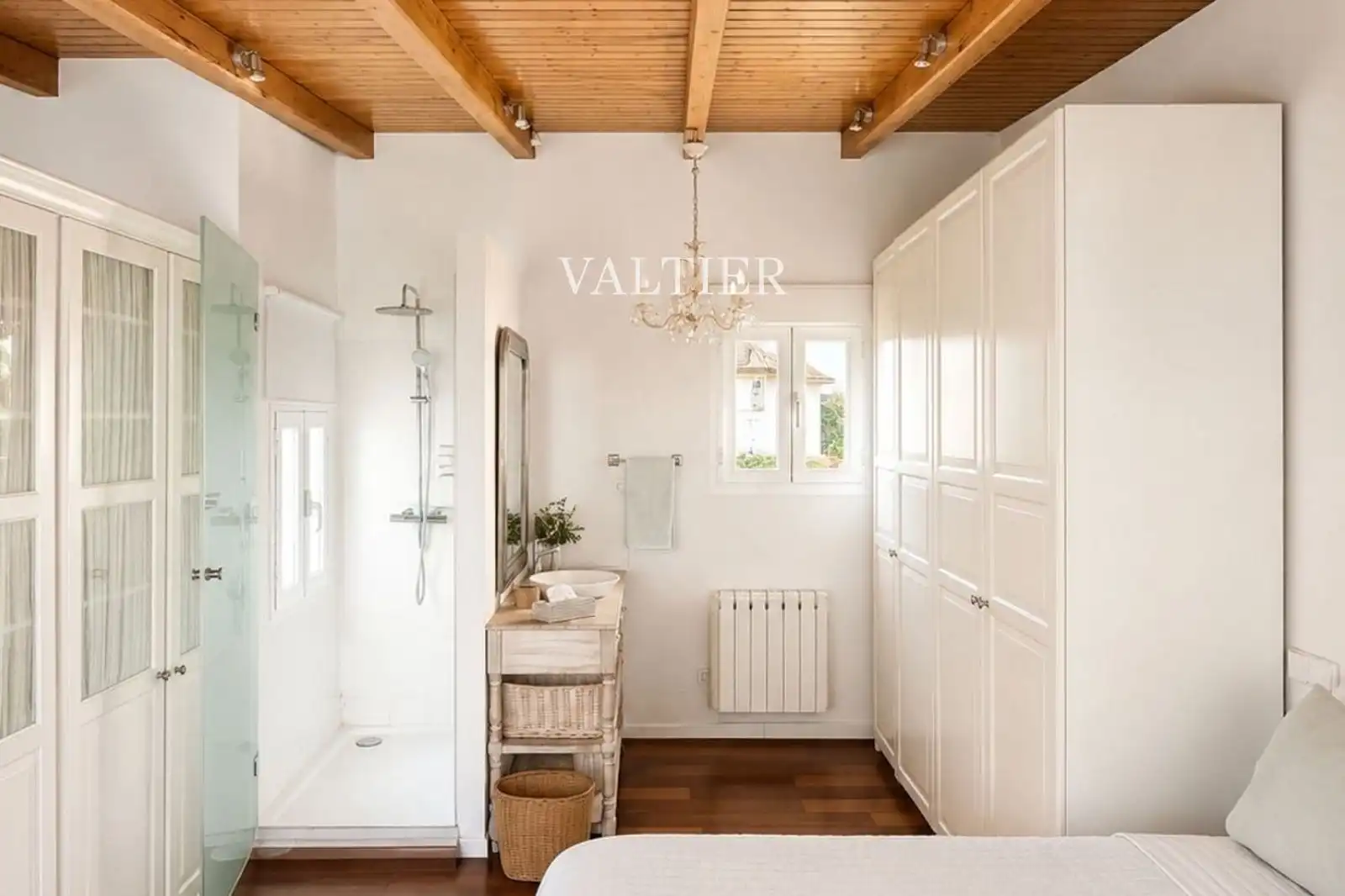 Baño de Ático de alquiler en Madrid con Aire acondicionado, Terraza y Amueblado
