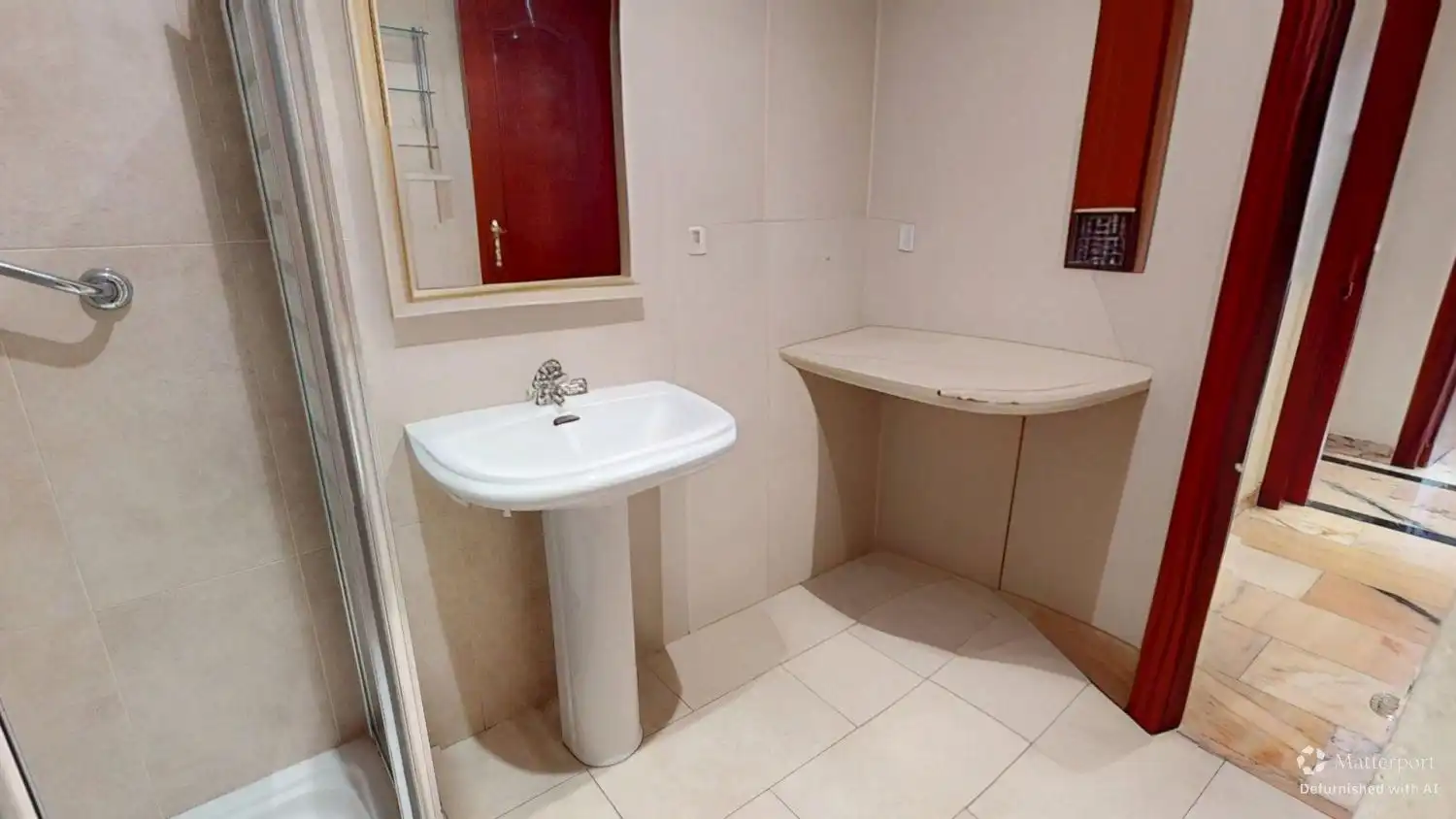 Bathroom of Flat for sale in Sevilla  with Air Conditioner, Heating and Terrace