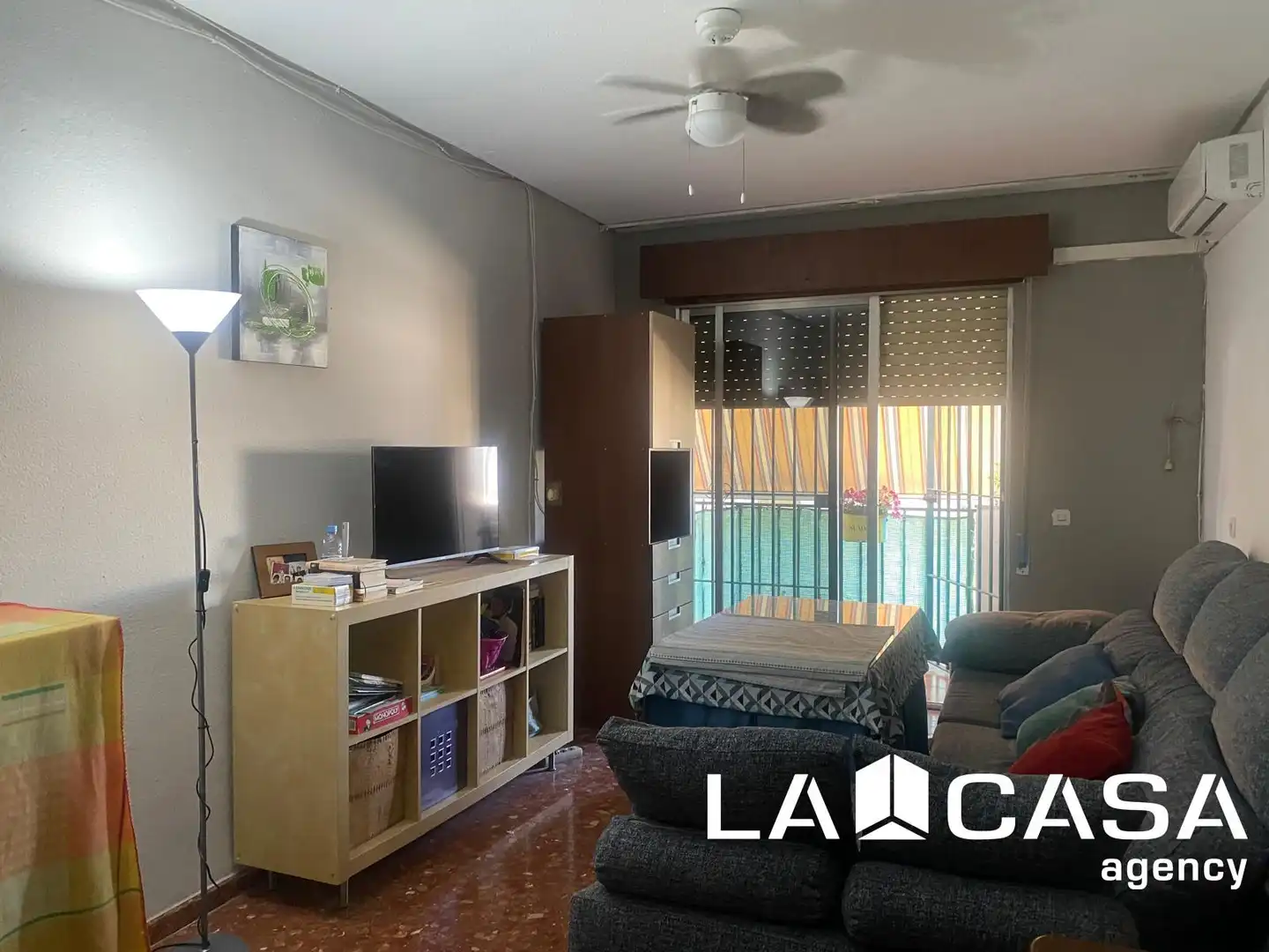 Wohnzimmer von Wohnung zum Verkauf in Dos Hermanas mit Klimaanlage und Terrasse