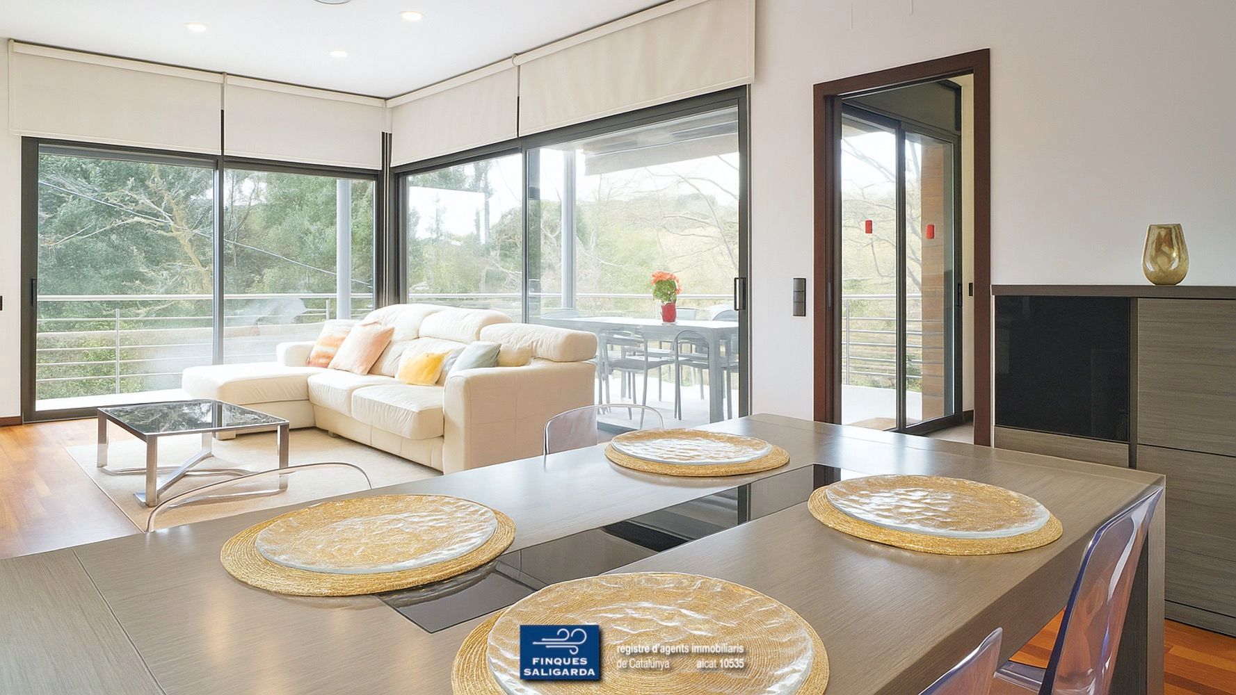 Menjador de Casa o xalet en venda en L'Ametlla del Vallès amb Aire condicionat, Calefacció i Jardí privat