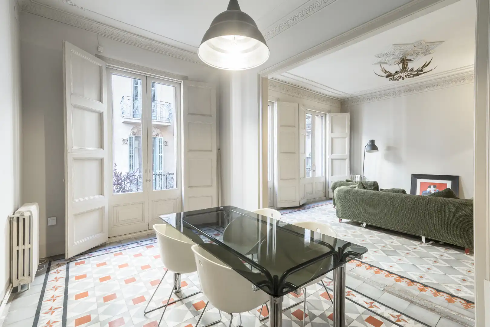 Comedor de Piso en venta en Barcelona con Calefacción, Terraza y Amueblado
