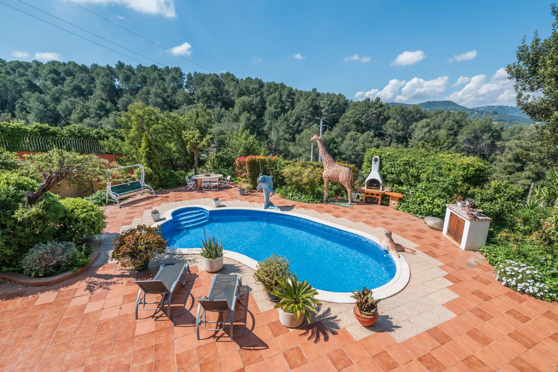 Swimming pool of House or chalet for sale in Cervelló  with Air Conditioner, Heating and Private garden