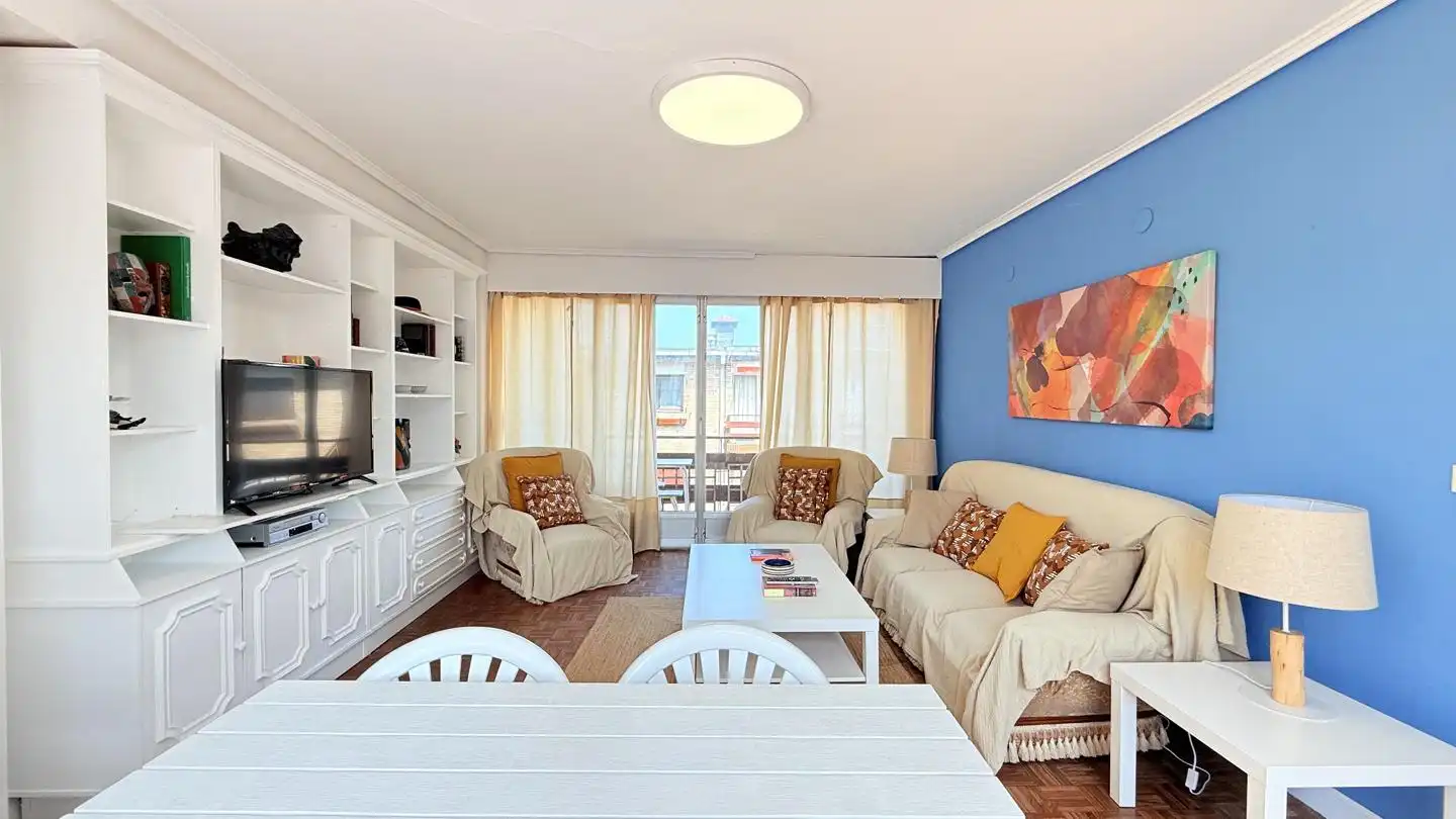 Living room of Flat for sale in Laredo