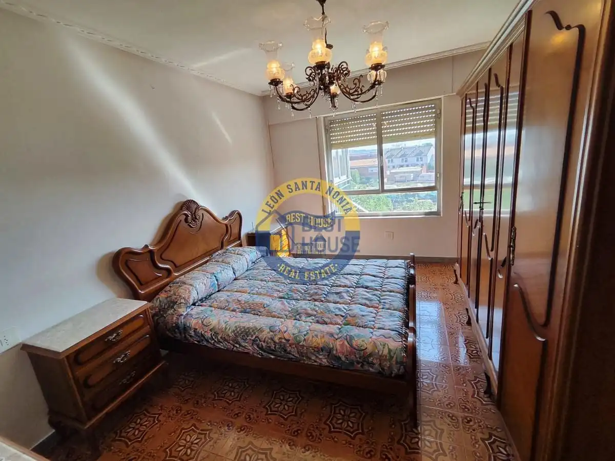 Casa en venda a Trobajo del Camino, imagen 9