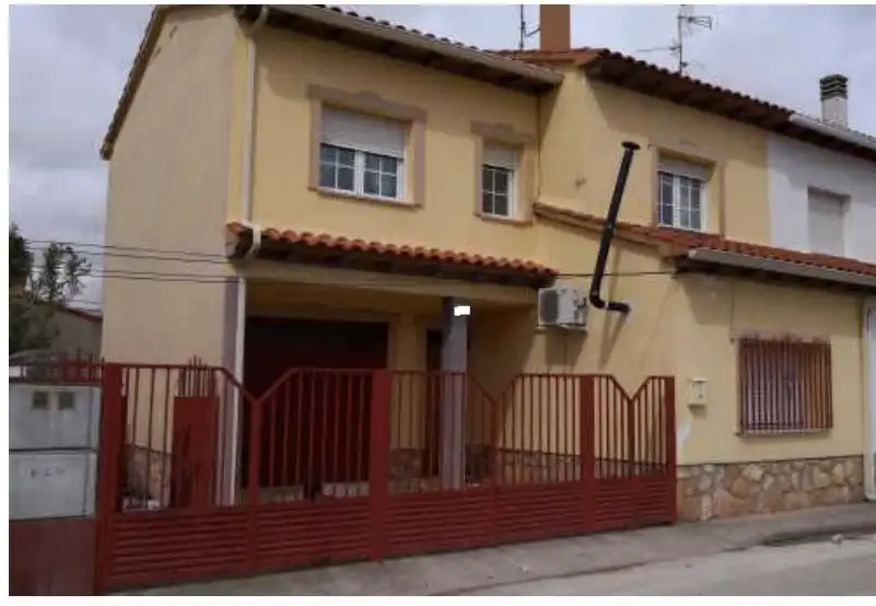 Vista exterior de Casa o xalet en venda en Villanueva de Alcardete