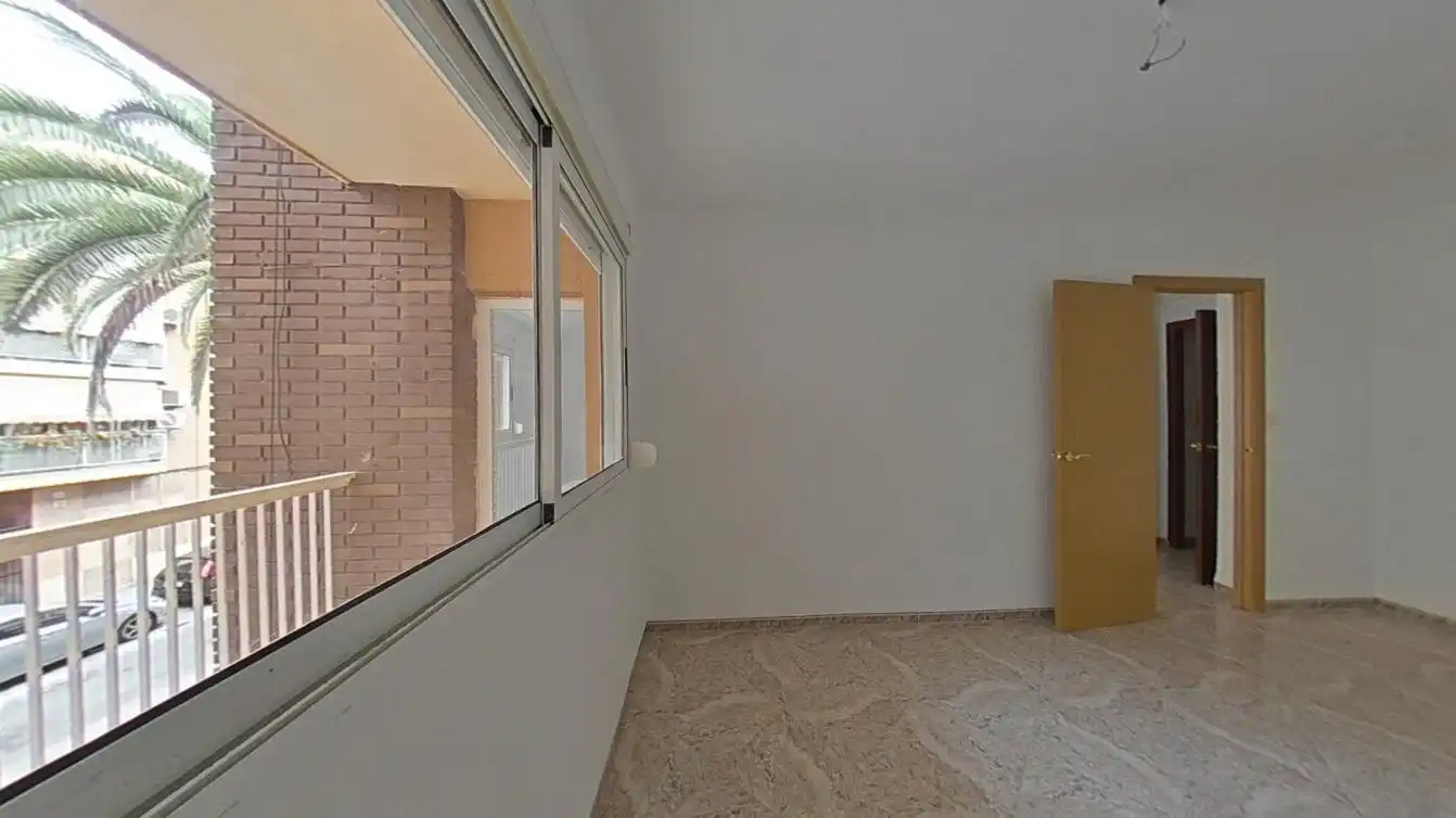 Flat for sale in Torrent
