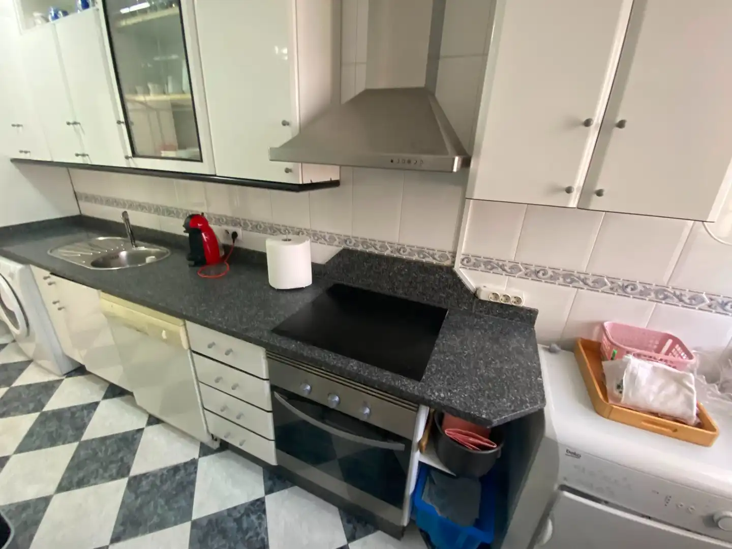 Cuina de Pis de lloguer en Sevilla amb Balcó