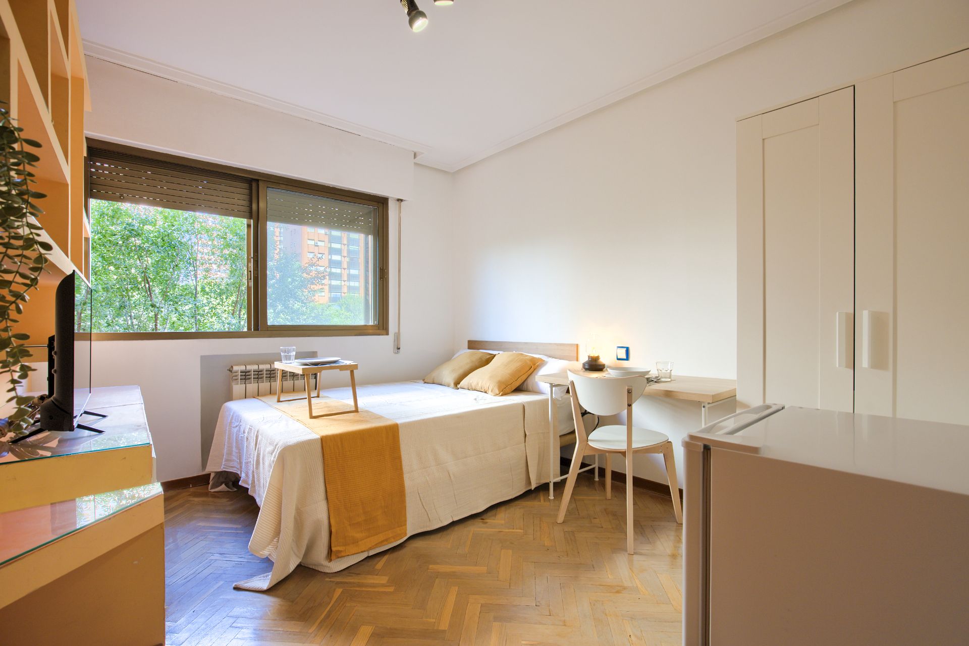 Bedroom of Flat to share in  Madrid Capital  with Heating, Furnished and Oven