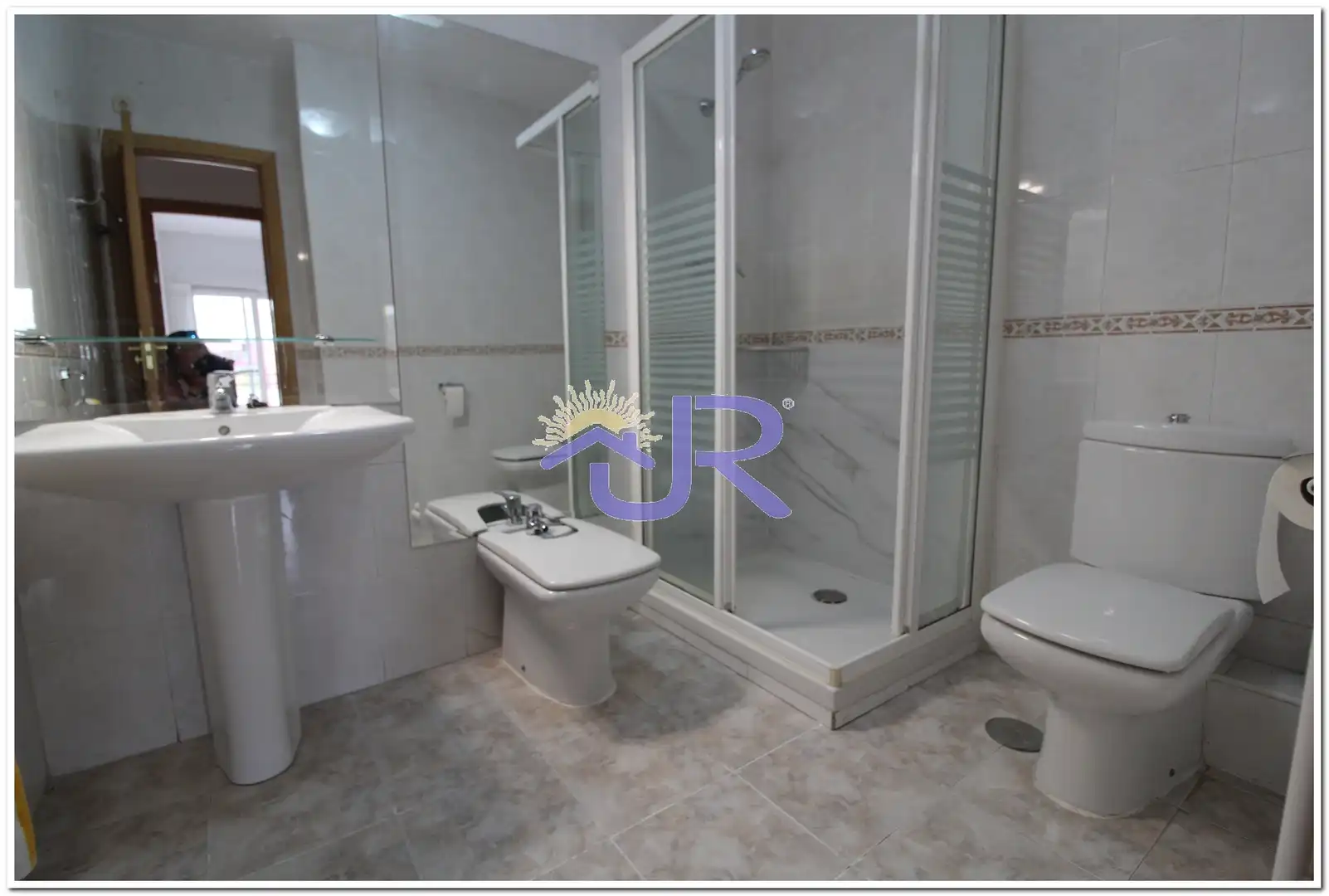 Badezimmer von Wohnung zur Miete in Paracuellos de Jarama mit Klimaanlage, Heizung und Terrasse