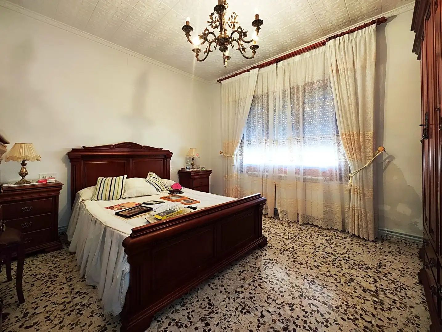 Habitación de Casa o chalet en venta en Argamasilla de Calatrava con Aire acondicionado, Calefacción y Terraza