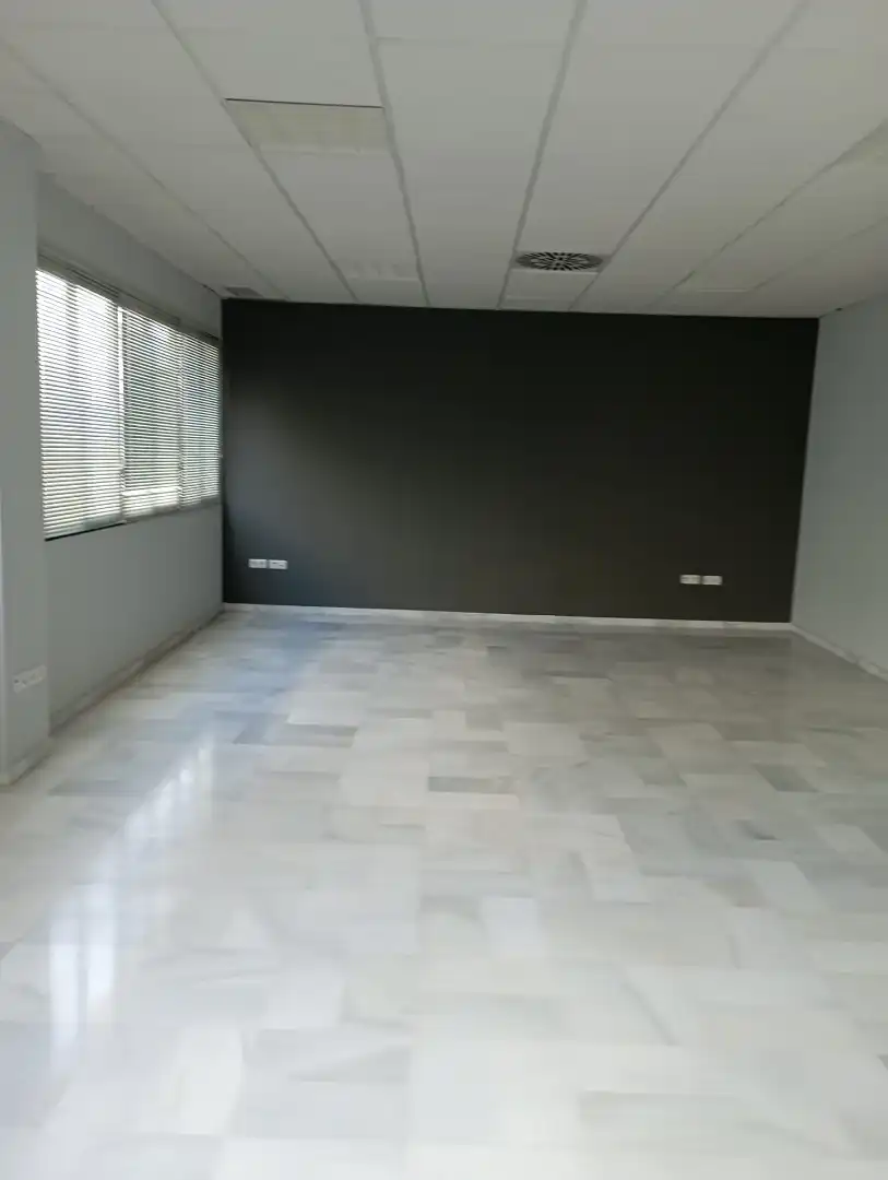 Oficina en venda en Mairena del Aljarafe amb Aire condicionat