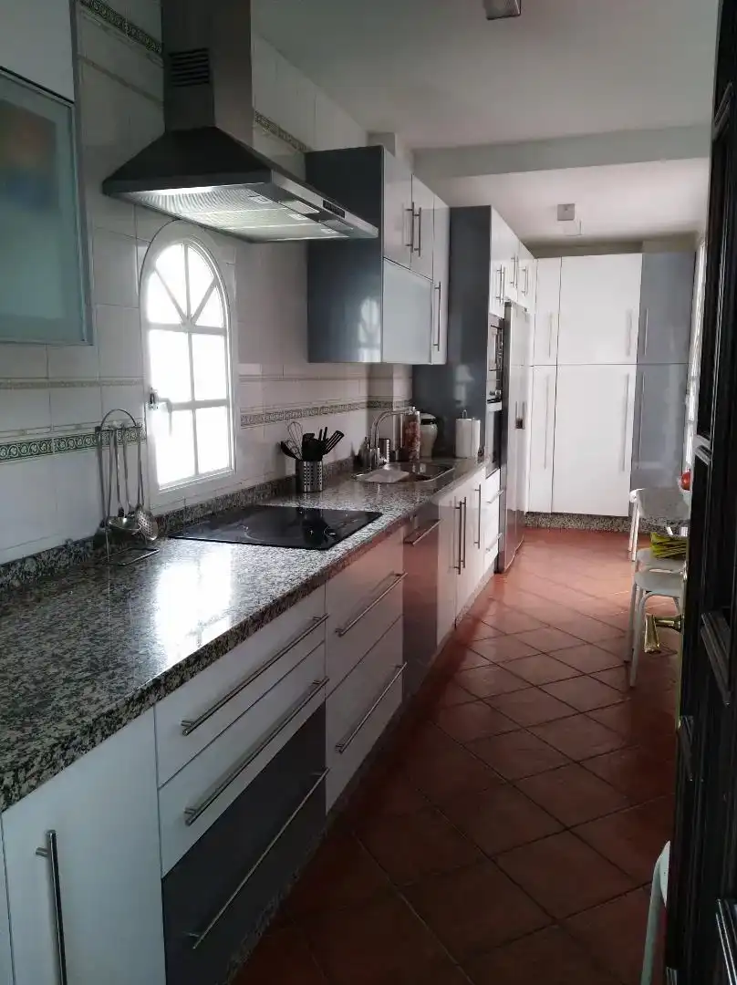 Cocina de Casa adosada en venta en Ronda con Aire acondicionado y Balcón