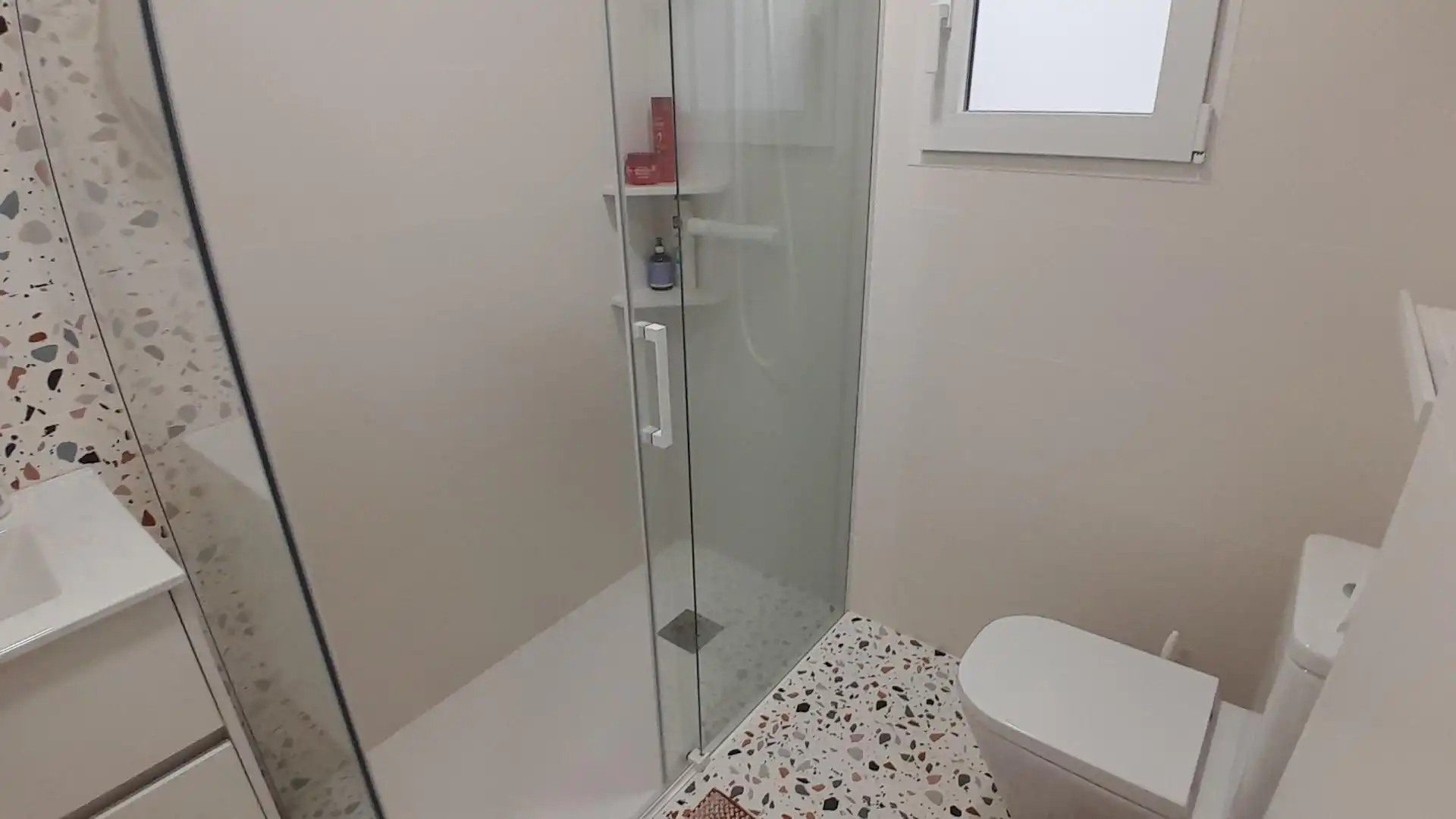 Badezimmer von Wohnung zum Verkauf in Yecla mit Heizung