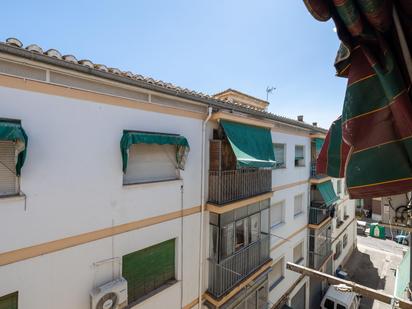 Vista exterior de Pis en venda en  Granada Capital amb Terrassa i Balcó