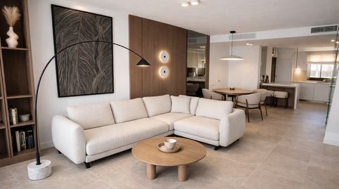 Foto 4 de Ático en venta en Huerta Nueva, Estepona