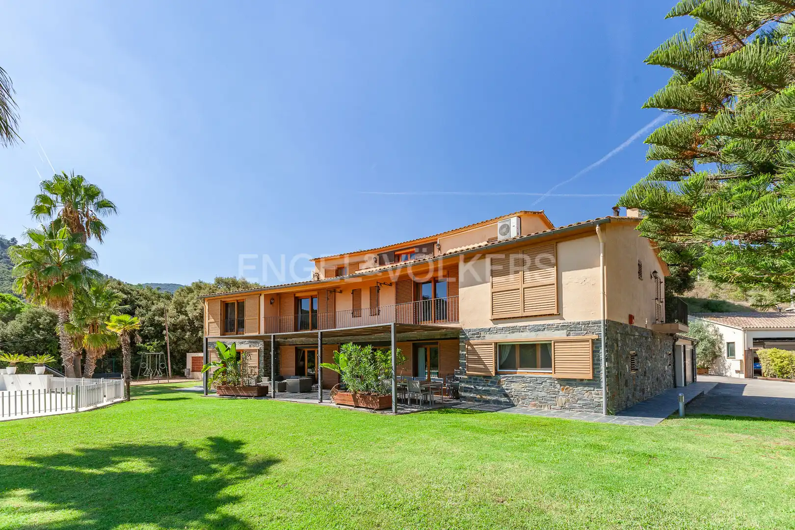 Detached house with pool for sale in Arenys de Munt, imagen 4