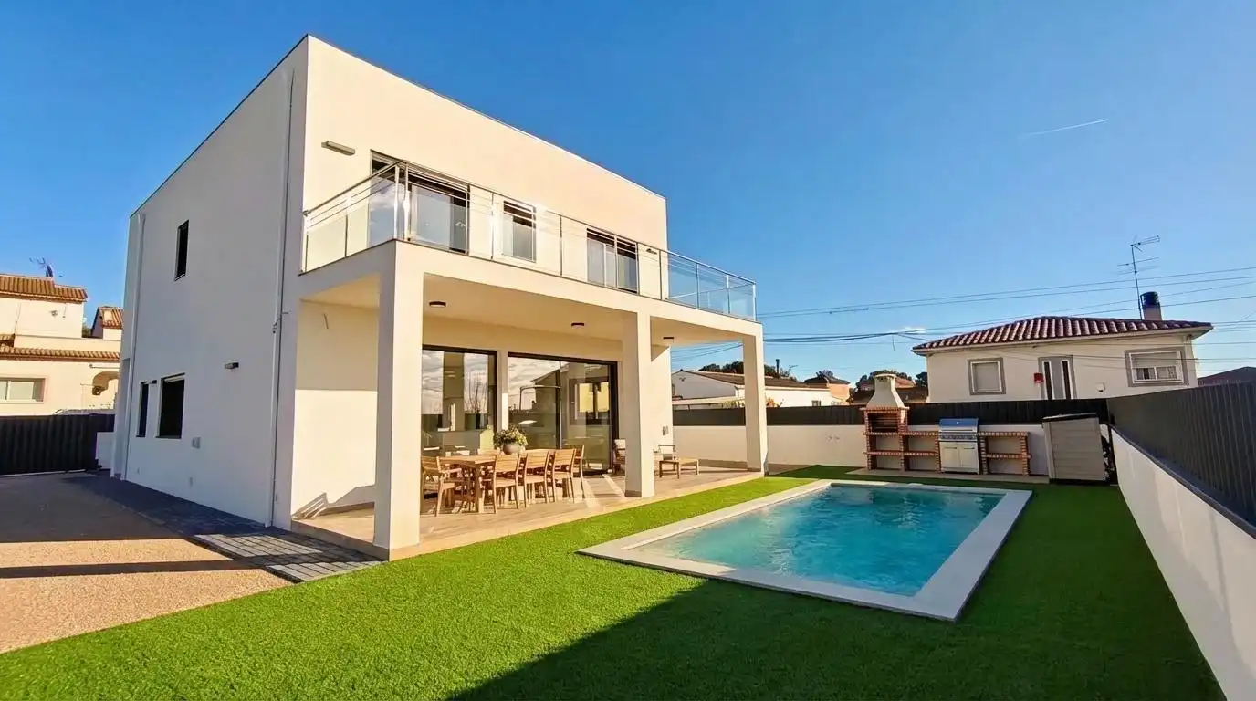 Villa con terrazza in affitto a FRANCESC PUJOL 1