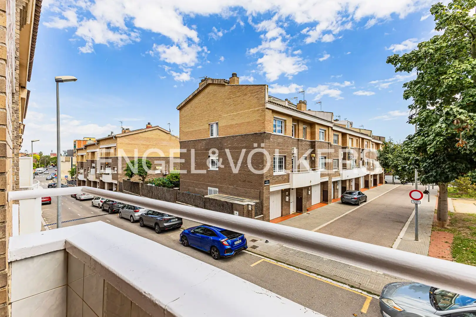 Vista exterior de Casa o chalet en venta en Viladecans con Calefacción, Jardín privado y Terraza