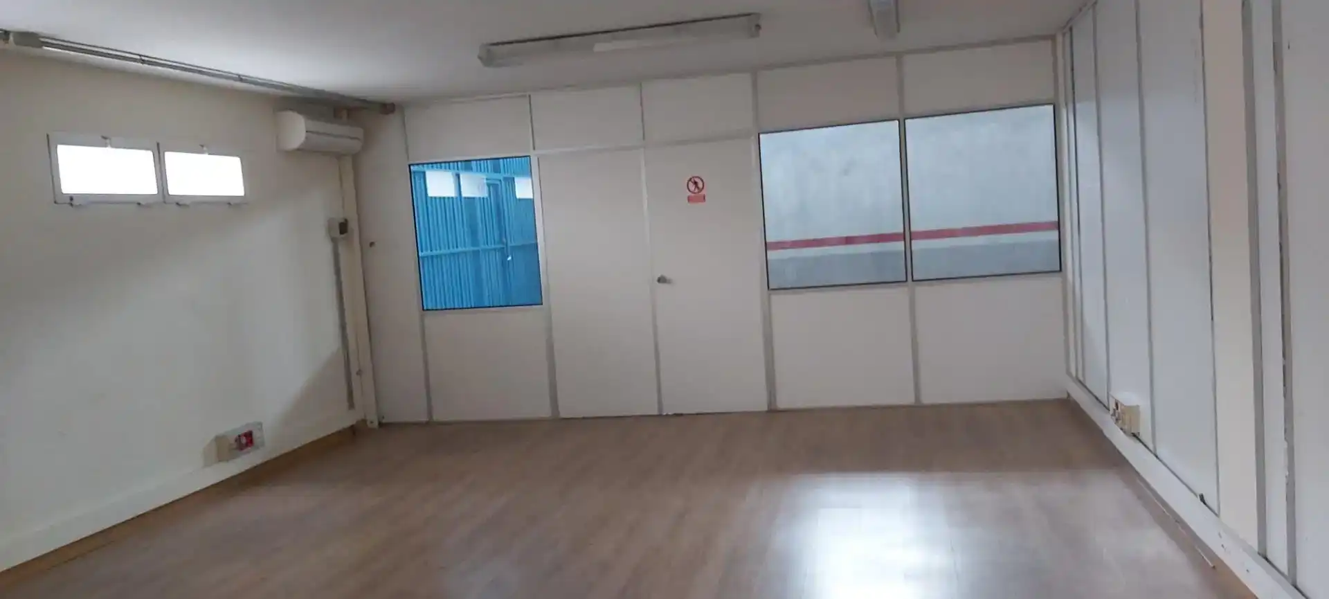 Nave industrial en venta en Paracuellos de Jarama