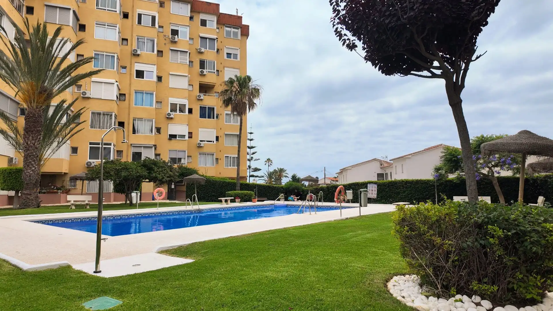 Apartament amb piscina en venda a El Faro de Calaburra - Chaparral, imagen 3