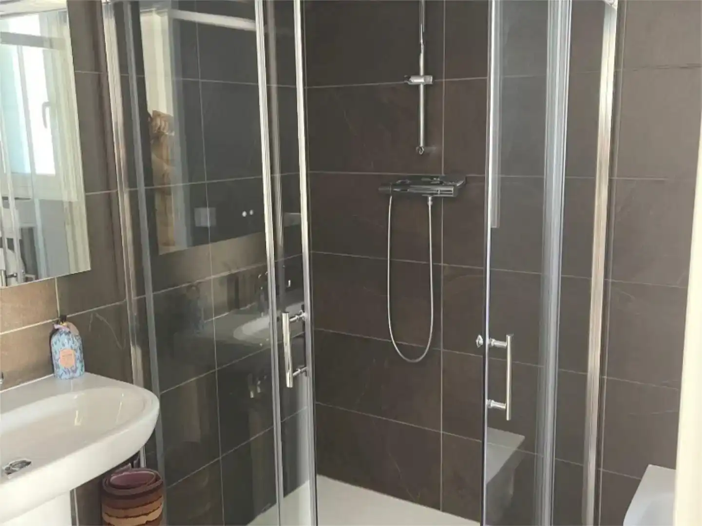 Baño de Casa o chalet de alquiler en Empuriabrava con Aire acondicionado, Jardín privado y Piscina