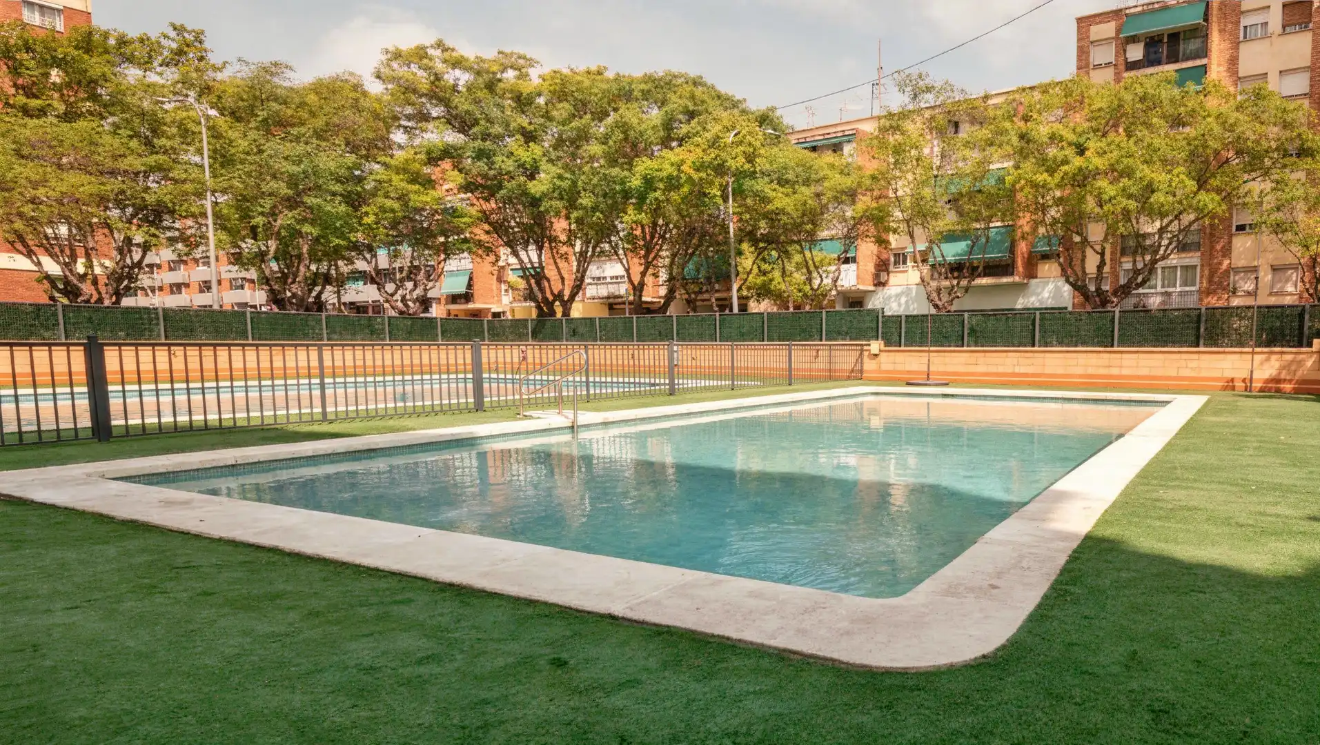 Piscina de Pis per a compartir en San Vicente del Raspeig / Sant Vicent del Raspeig amb Parquet, Moblat i Forn