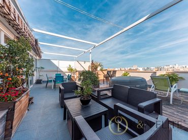 Penthouse with pool to rent in Avenida Historiador Vicente Ramos