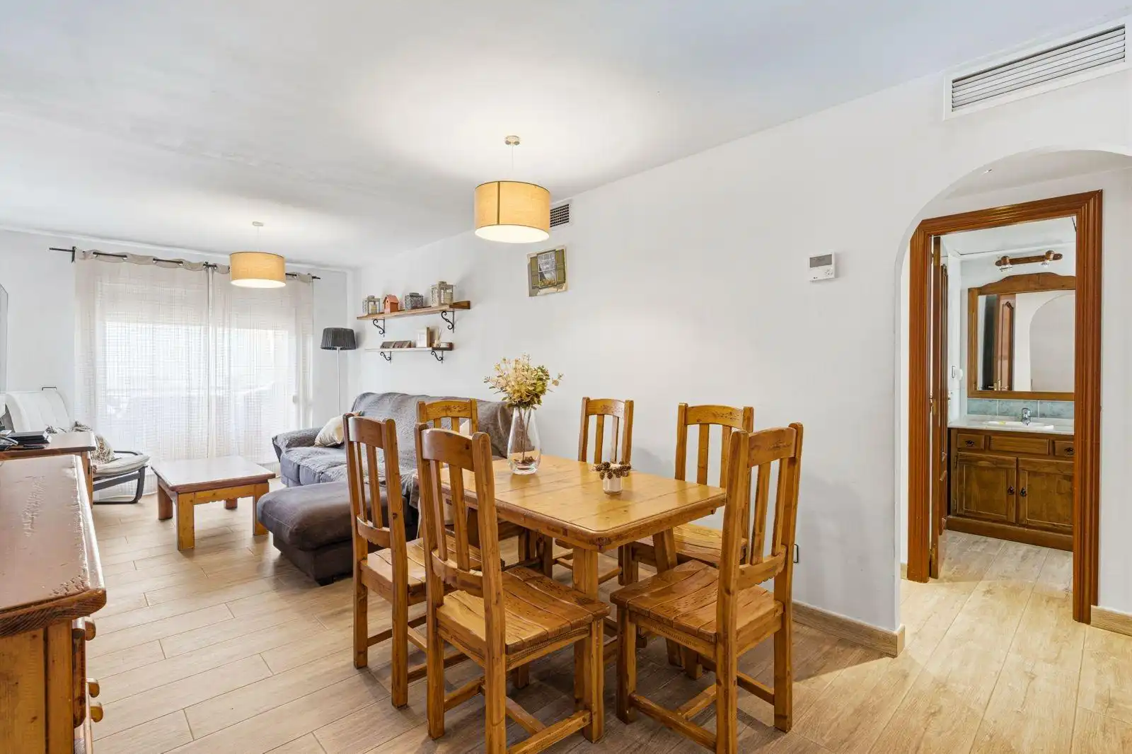 Apartament amb piscina en venda a Las Lagunas