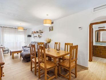 Apartamento con piscina en venta en Las Lagunas