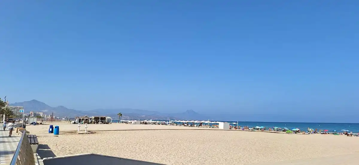 Adosado con terraza en venta en Avenida Países Escandinavos, imagen 17