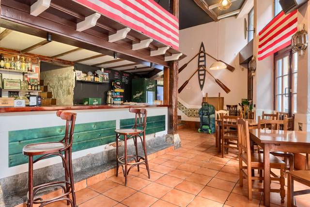 Local comercial en Venta en Calle de Coscojales, 20 en Casco Viejo - Muelle