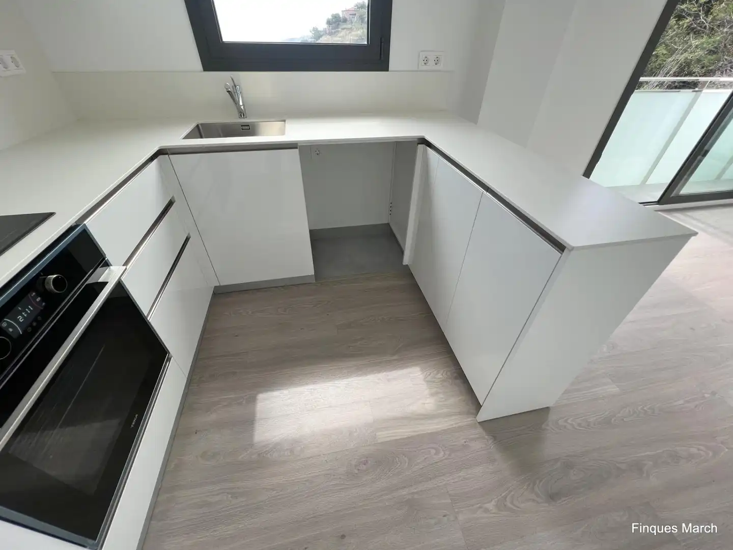 Cocina de Piso de alquiler en Barcelona con Aire acondicionado, Calefacción y Parquet