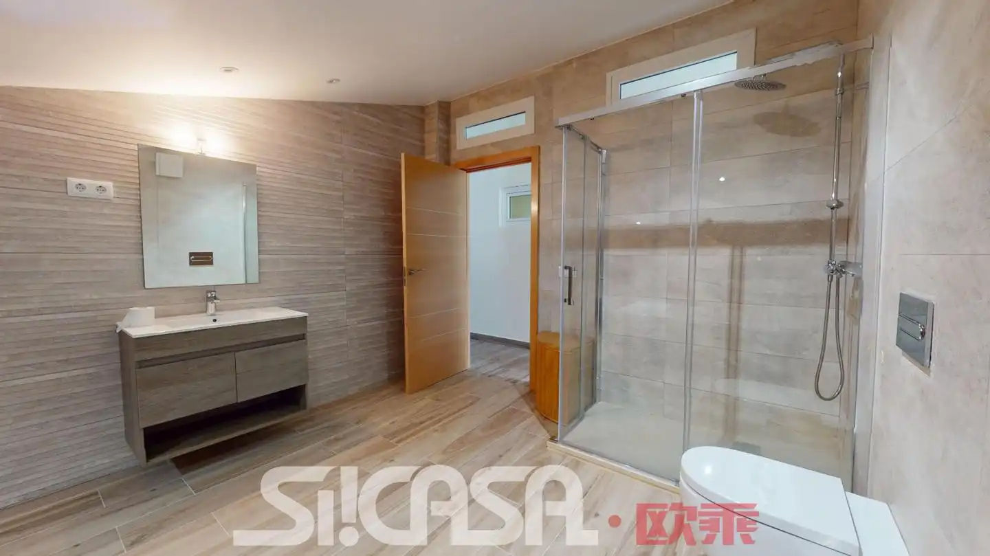 Semi-detached house with pool for sale in Parla Este, imagen 31