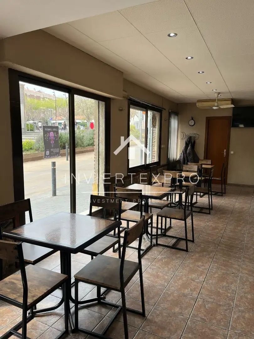 Business premises for transfer in Carrer de la Unió, imagen 2