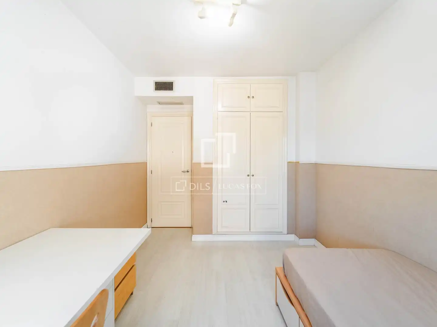 Bedroom of Flat for rent in El Pla del Real